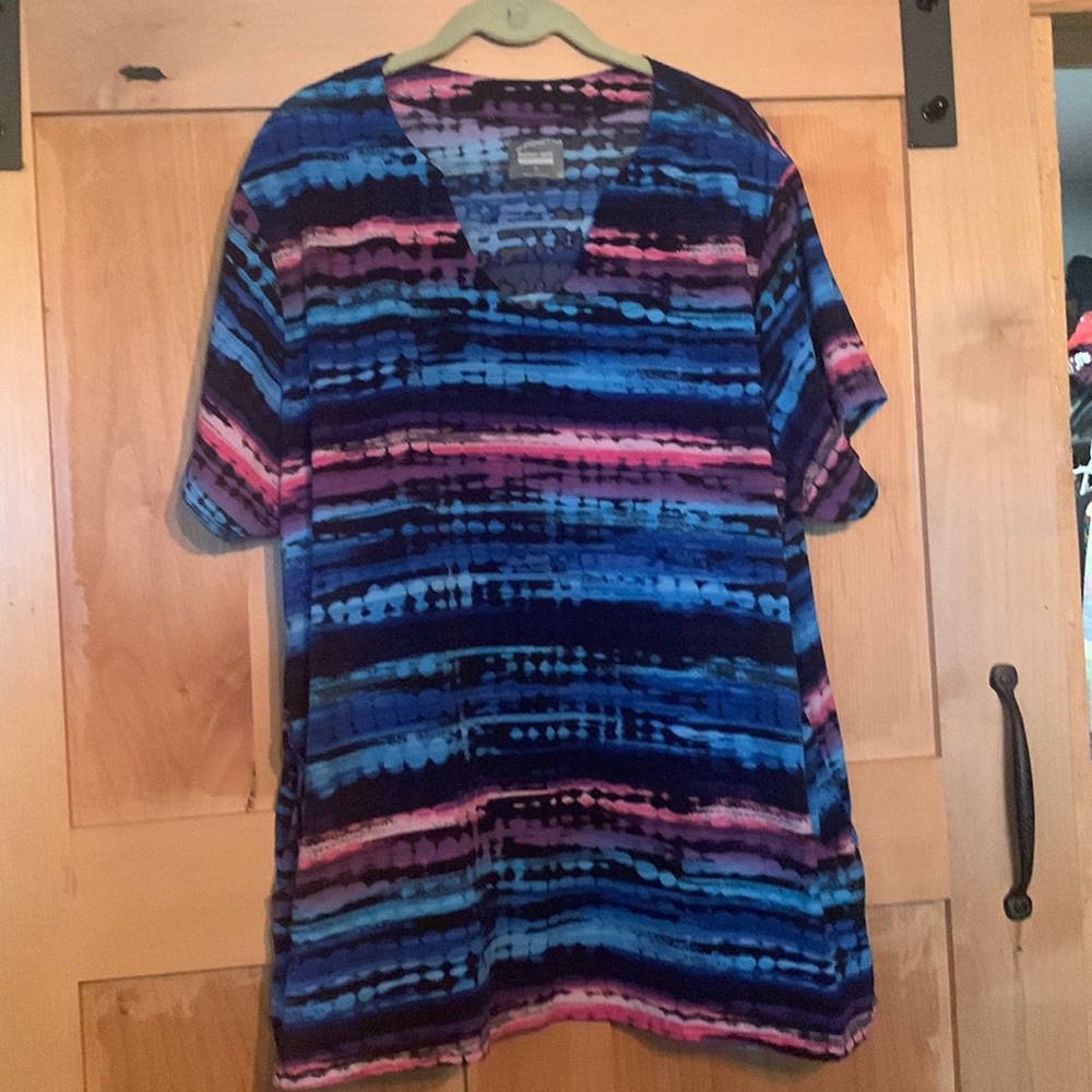 Scrub top